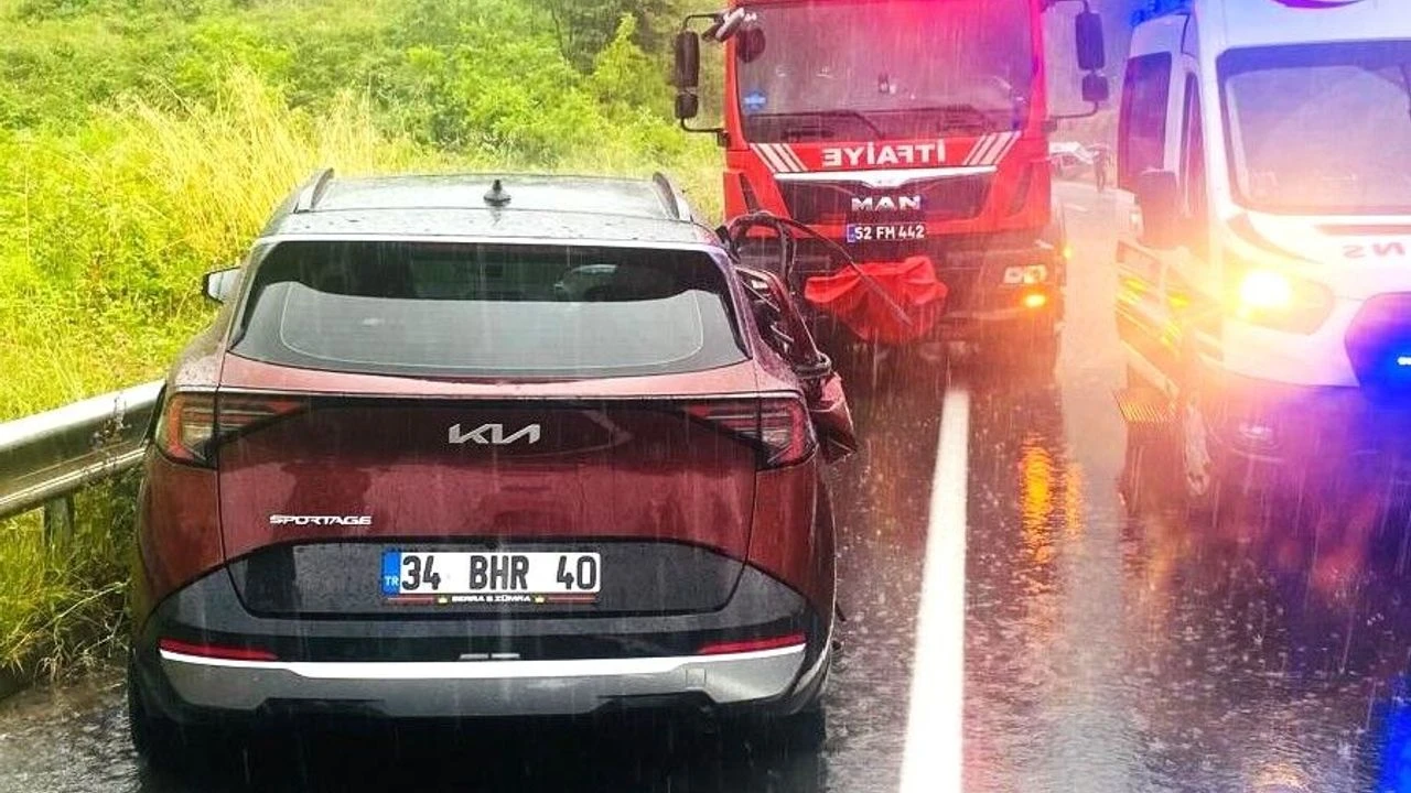 Zabıta Müdürü Ordu’da trafik kazası geçirdi.